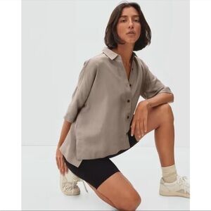 EUC Everlane Drapey Square Shirt size L